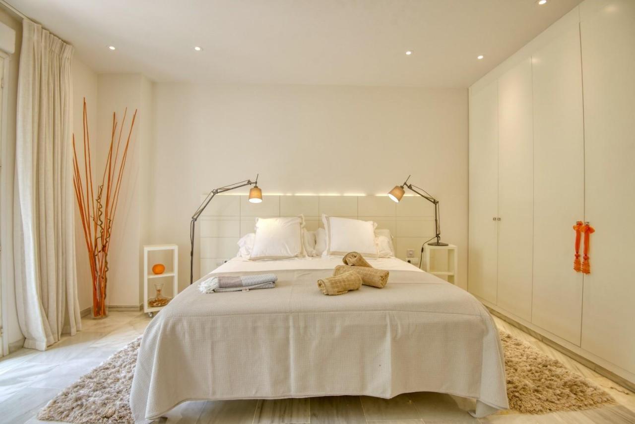 마르베야 Playas Del Duque, Puerto Banus, Golf .Playa Y Compras 아파트 외부 사진